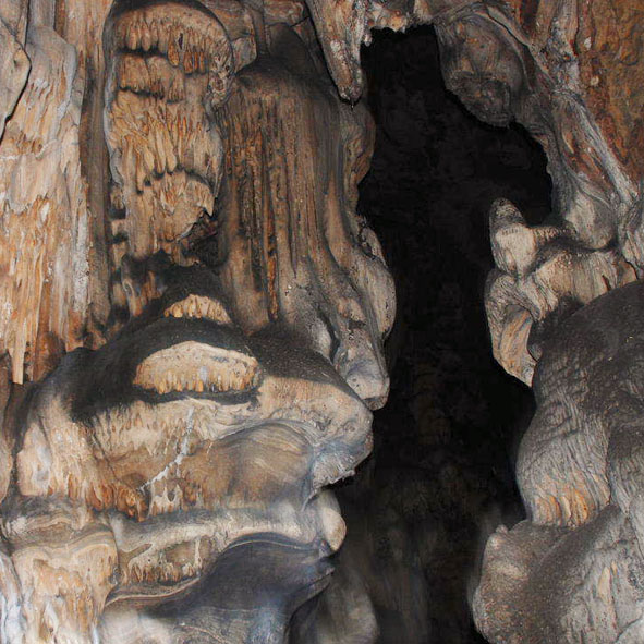 Grutas San Sebastián